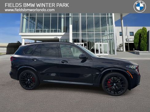 New 2026 BMW X5 xDrive40i w/ M Sport Package AWD/4WD image 1