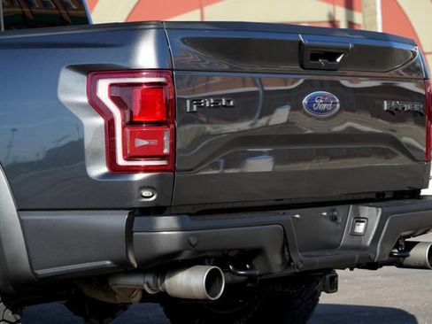 Used 2017 Ford F150 Raptor w/ Equipment Group 802A Luxury AWD/4WD image 20