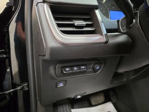 Used 2024 GMC Terrain AT4 w/ Infotainment Package II AWD/4WD image 19
