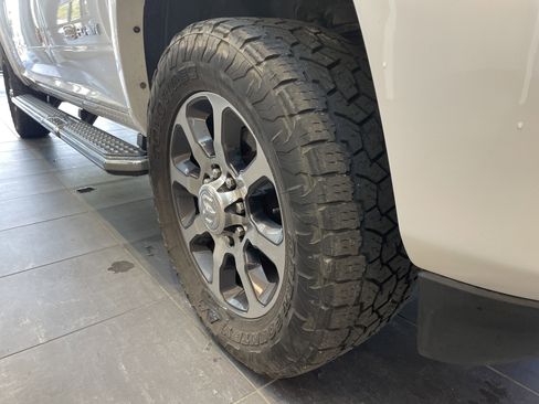 Used 2020 RAM 2500 Limited AWD/4WD image 14