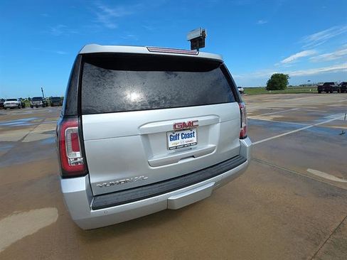 Used 2019 GMC Yukon XL SLT w/ Open Road Package RWD image 8