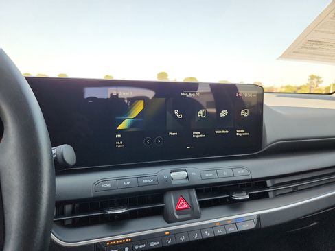Used 2025 Kia K4 FWD image 19