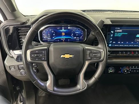Used 2023 Chevrolet Silverado 1500 LT image 14