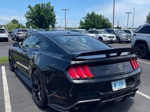 Used 2019 Ford Mustang GT Premium w/ GT Performance Package RWD image 4