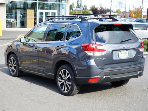 Used 2020 Subaru Forester Limited w/ Popular Package #3 image 5