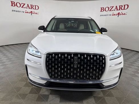 Used 2023 Lincoln Corsair Reserve FWD image 2