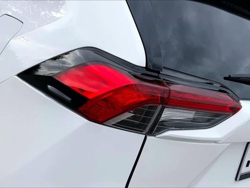 Used 2024 Toyota RAV4 XLE image 28