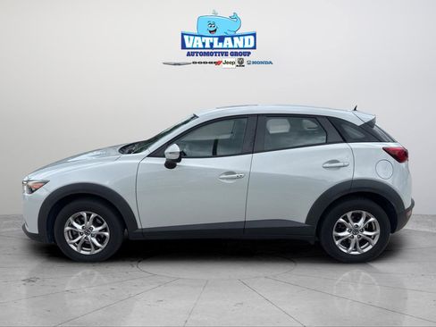 Used 2016 MAZDA CX-3 Touring w/ Premium Package AWD/4WD image 2
