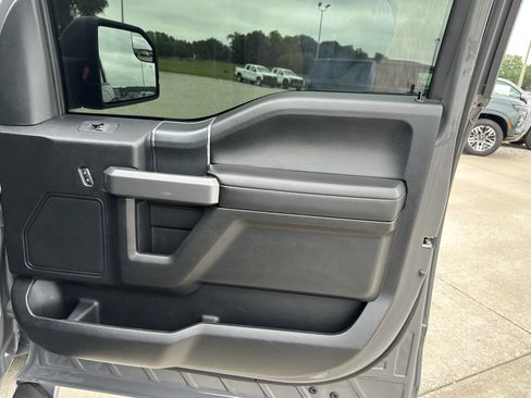Used 2018 Ford F150 XLT w/ Equipment Group 302A Luxury AWD/4WD image 39