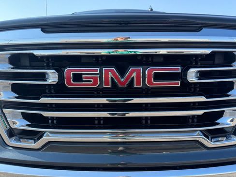 Used 2021 GMC Sierra 1500 SLT AWD/4WD image 7