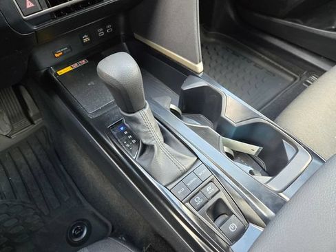 Used 2025 Toyota Camry LE FWD image 15
