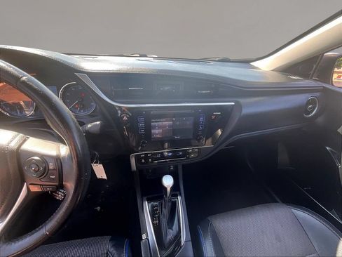 Used 2017 Toyota Corolla SE w/ Carpet Mat Package (TMS) FWD image 7