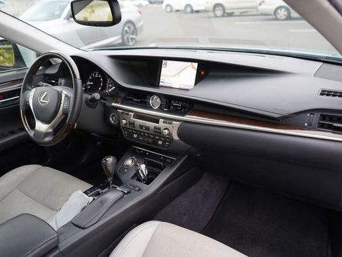 Used 2013 Lexus ES 350 image 23
