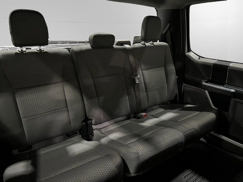 Used 2018 Ford F150 XLT w/ Trailer Tow Package image 18