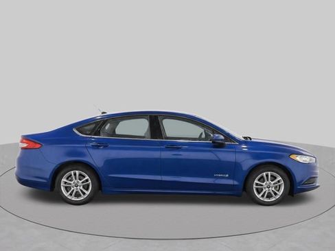 Used 2018 Ford Fusion S FWD image 8
