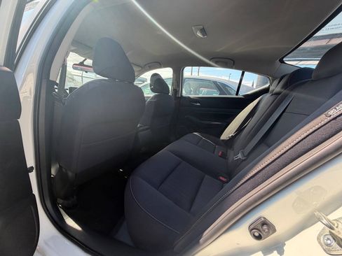 Used 2020 Nissan Altima 2.5 S FWD image 14