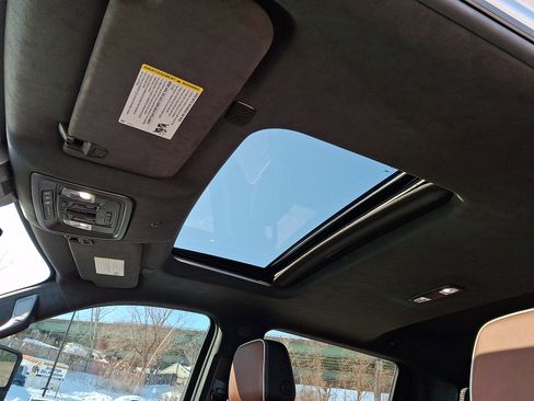 Used 2024 GMC Sierra 2500 Denali Ultimate w/ Snow Plow Prep/Camper Package image 21