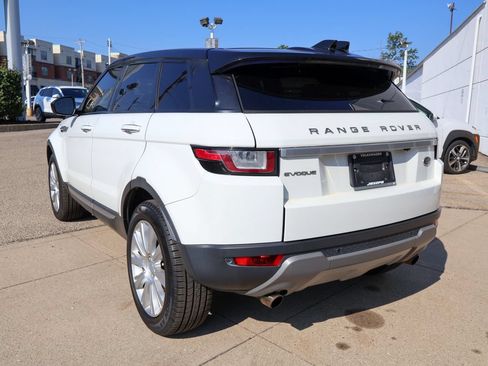 Used 2016 Land Rover Range Rover Evoque HSE AWD/4WD image 3