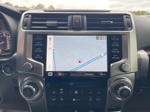 Used 2024 Toyota 4Runner Limited image 5