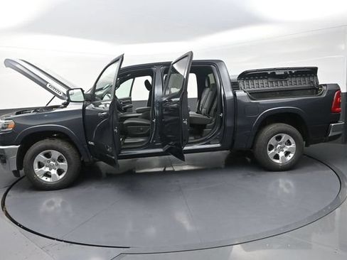 New 2026 RAM 1500 Big Horn AWD/4WD image 36