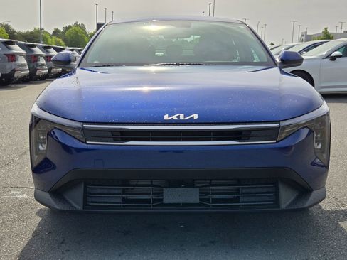 New 2026 Kia K4 LXS FWD image 2