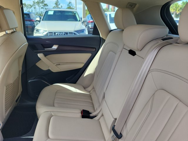 Used 2023 Audi Q5 2.0T Premium AWD/4WD image 11