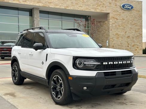 New 2025 Ford Bronco Sport Outer Banks w/ Outer Banks Tech Package+ image 45