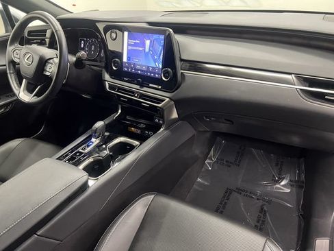 Certified 2024 Lexus RX 350 FWD w/ Technology Package image 12