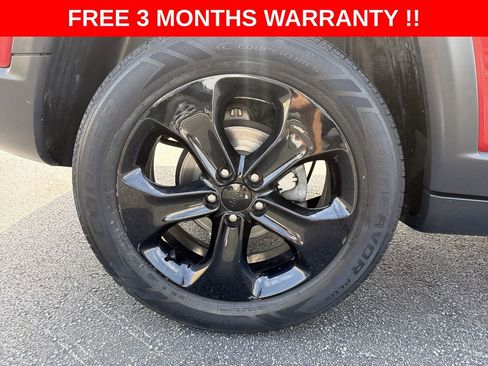 Used 2019 Jeep Compass Latitude AWD/4WD image 31