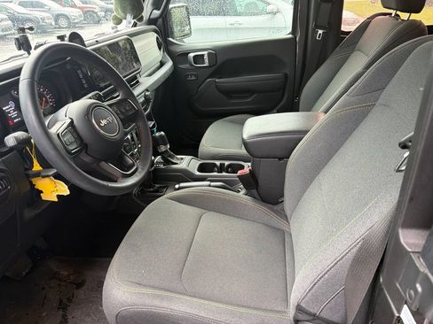 Used 2024 Jeep Wrangler Sport AWD/4WD image 14
