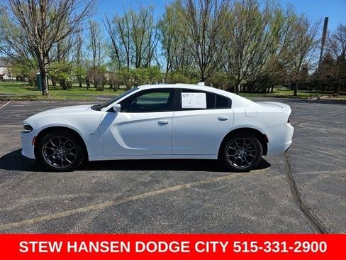 Used 2018 Dodge Charger GT image 1