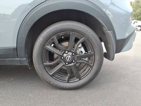 Used 2024 Nissan Kicks SR w/ SR Premium Package image 23