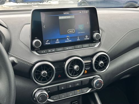 Used 2025 Nissan Sentra SV image 20