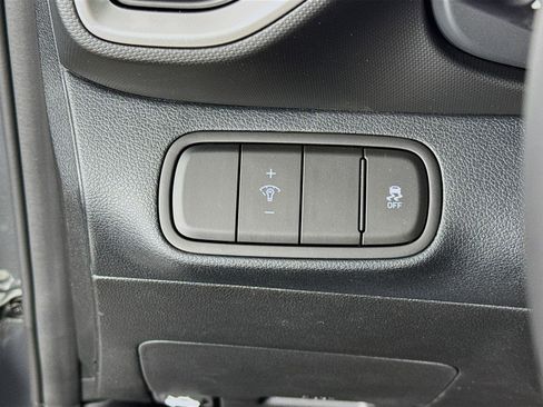 New 2025 Hyundai Venue SEL image 10