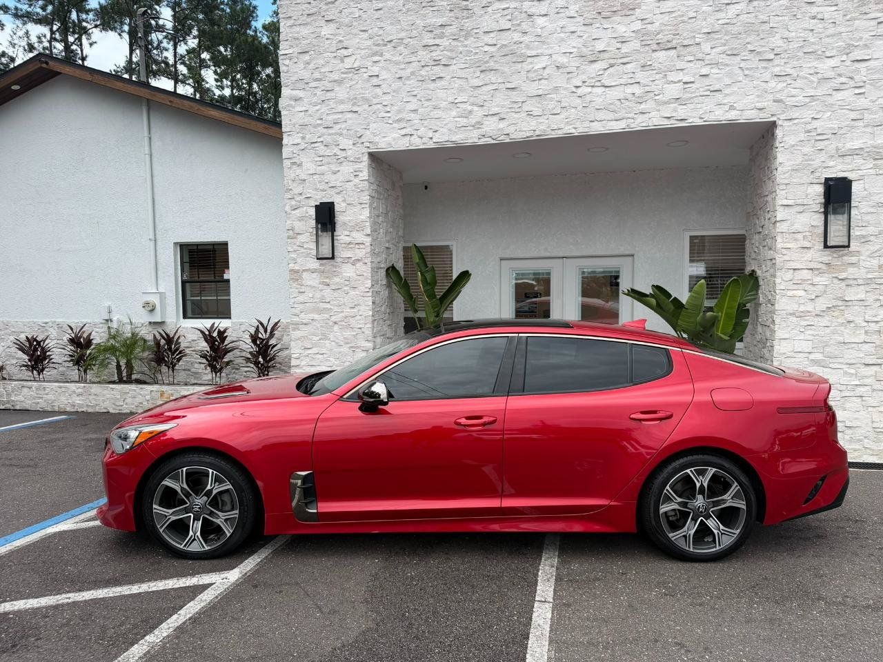 Used 2021 Kia Stinger GT-Line w/ Sun & Sound Package RWD image 2
