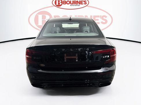 Used 2020 Volvo S60 T6 R-Design w/ Protection Package Premier AWD/4WD image 11