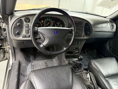 Used 2002 Saab 9-3 Viggen FWD image 16