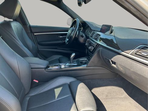 Used 2018 BMW 330i 330i w/ Premium Package image 31