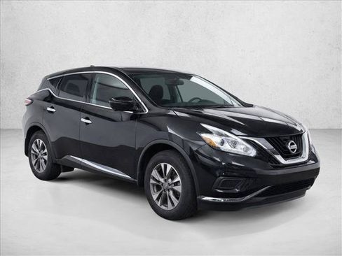 Used 2016 Nissan Murano S FWD image 3