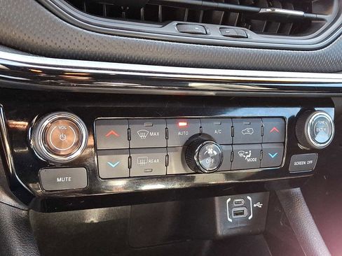 Certified 2024 Jeep Compass Trailhawk image 17