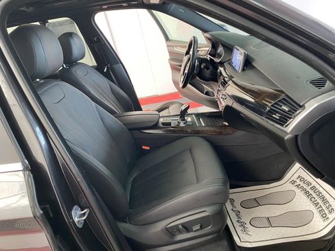 Used 2018 BMW X5 xDrive35i w/ Driving Assistance Package image 9