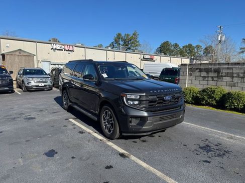 Used 2025 Ford Expedition Max Active image 1
