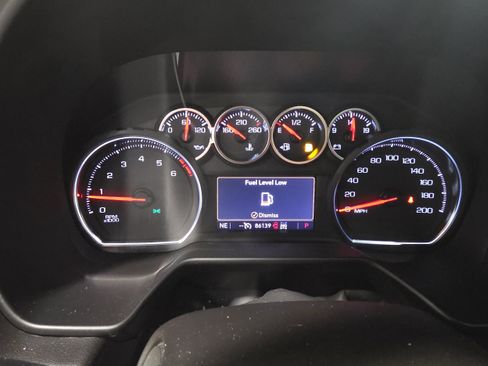 Used 2021 Chevrolet Suburban RST image 16