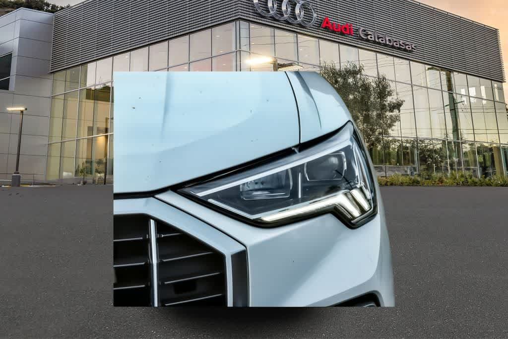 Used 2023 Audi Q3 2.0T Premium w/ Convenience Package AWD/4WD image 4