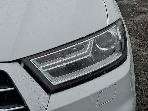 Used 2017 Audi Q7 2.0T Premium Plus w/ Premium Plus Package image 9