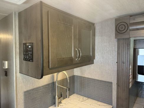 Used 2023 Ford E-450 and Econoline 450 Super Duty w/ Motorhome Prep Package image 59