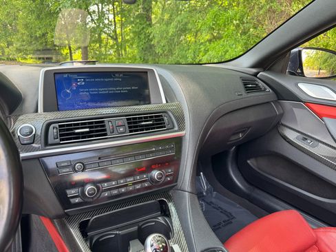 Used 2015 BMW M6 Convertible RWD image 38