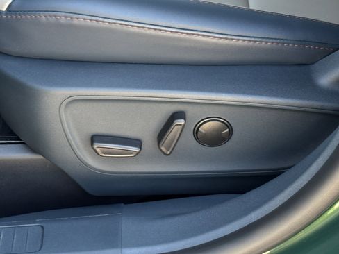 Used 2025 Ford Maverick Lariat w/ 4K Tow Package image 16