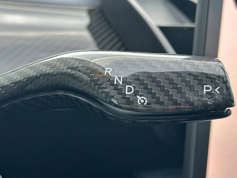 Used 2023 Tesla Model Y Performance image 28