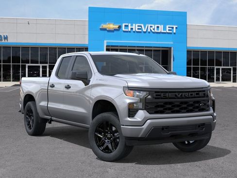 New 2026 Chevrolet Silverado 1500 Custom w/ LPO, Dark Essentials Package RWD image 7